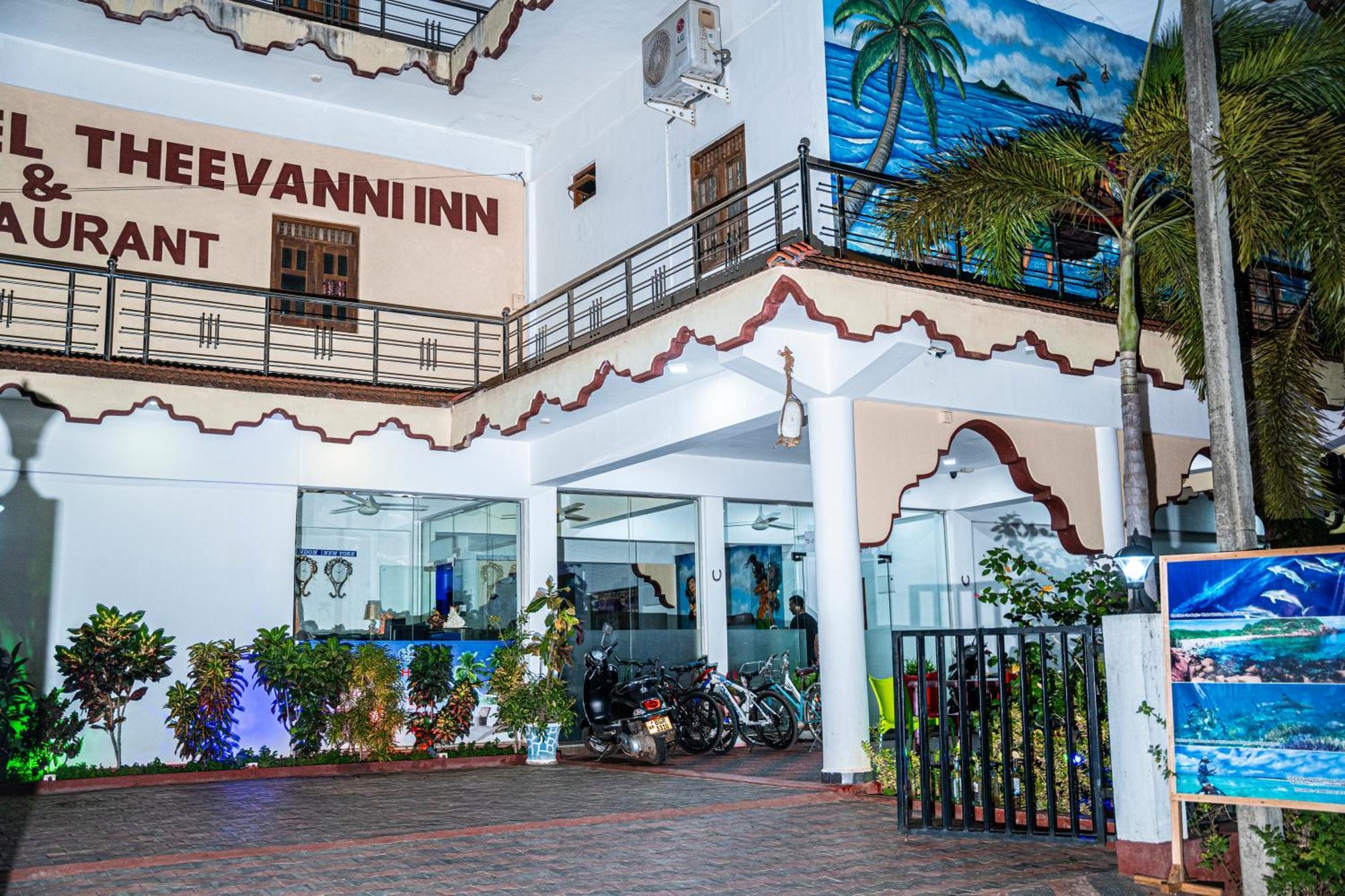 Hotel Theevanni Inn Trincomalee Buitenkant foto