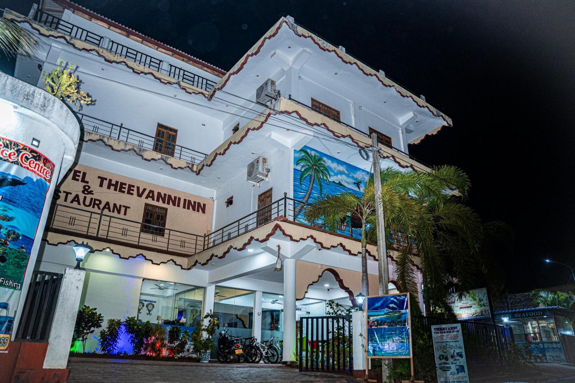 Hotel Theevanni Inn Trincomalee Buitenkant foto
