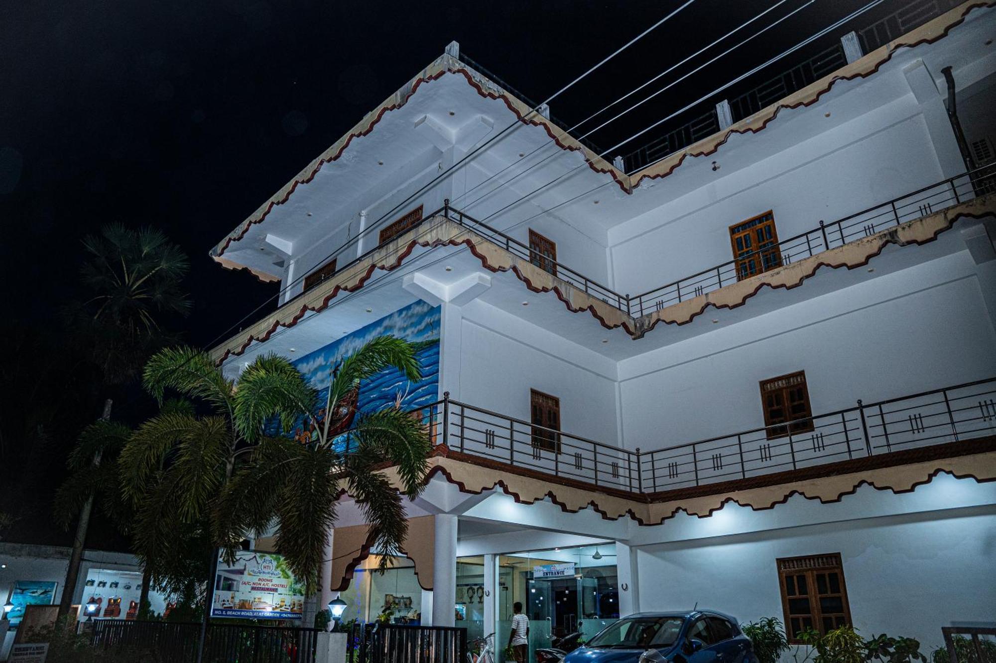 Hotel Theevanni Inn Trincomalee Buitenkant foto
