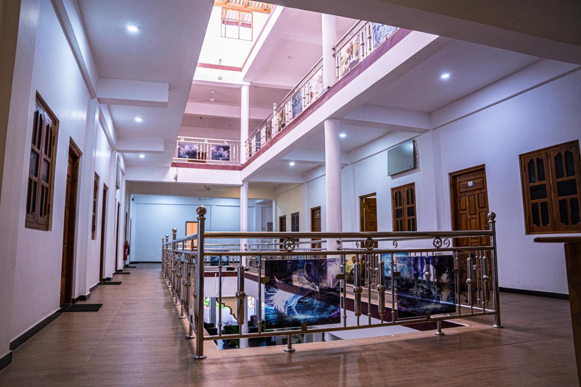 Hotel Theevanni Inn Trincomalee Buitenkant foto